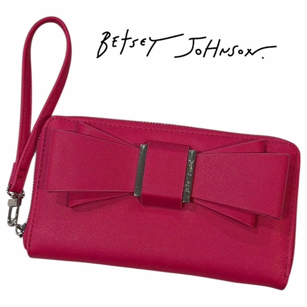 Betsey Johnson Fuchsia Faux Leather Bow Wristlet